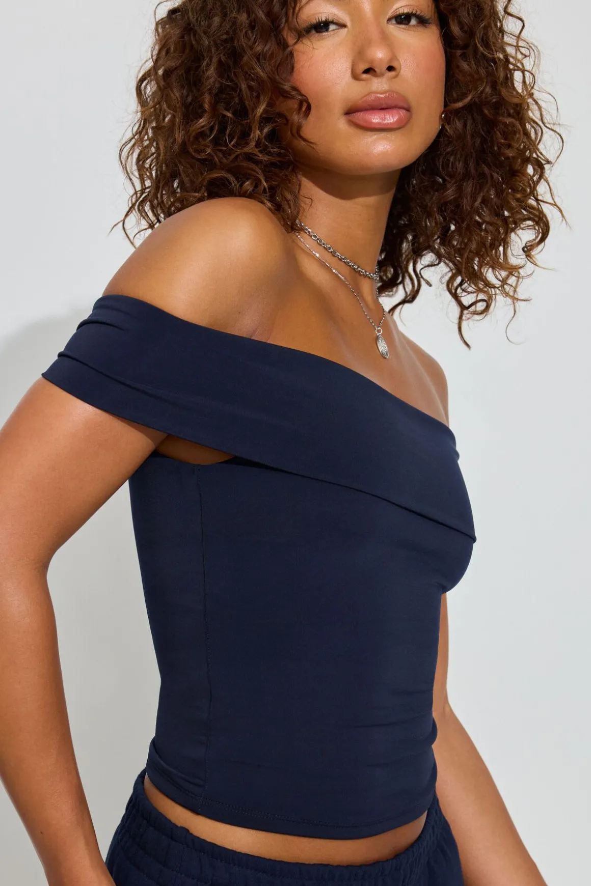 Cheap Fiona Off Shoulder Top Short Sleeve Tops