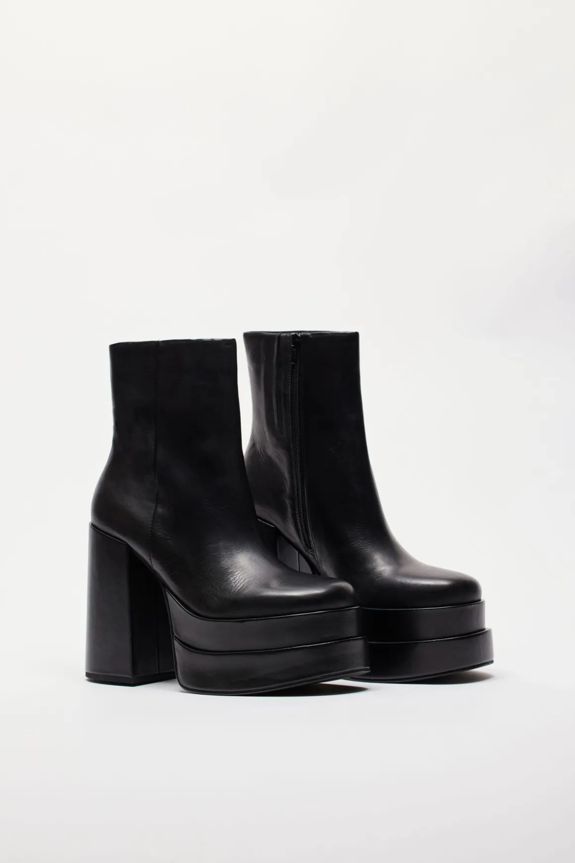 Cheap STEVE MADDEN - Cobra Platform Boot Shoes