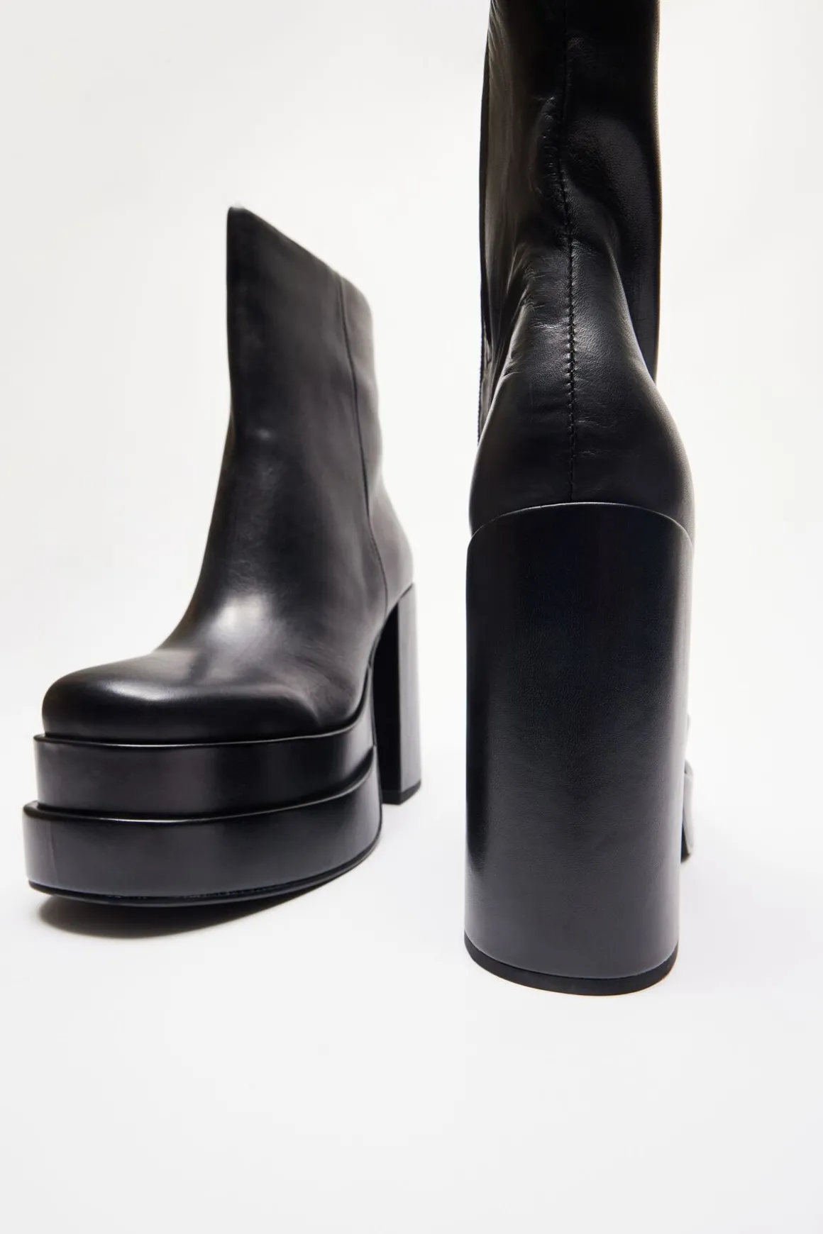 Cheap STEVE MADDEN - Cobra Platform Boot Shoes