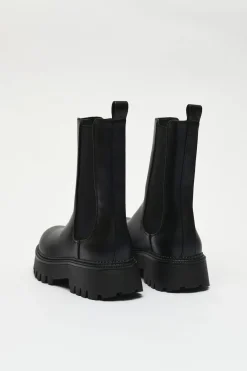 Cheap STEVE MADDEN Briona Lug Sole Chelsea Boot Shoes