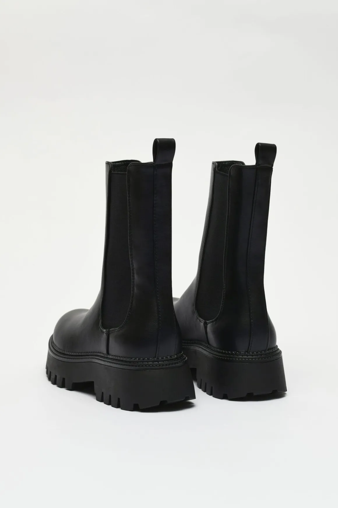 Cheap STEVE MADDEN Briona Lug Sole Chelsea Boot Shoes